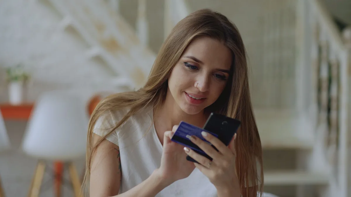 Inter ou C6 Bank: qual cartão combina com você